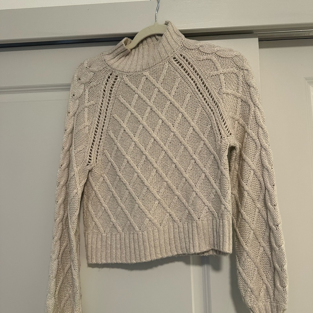 Turtle neck - Picture 2 of 2